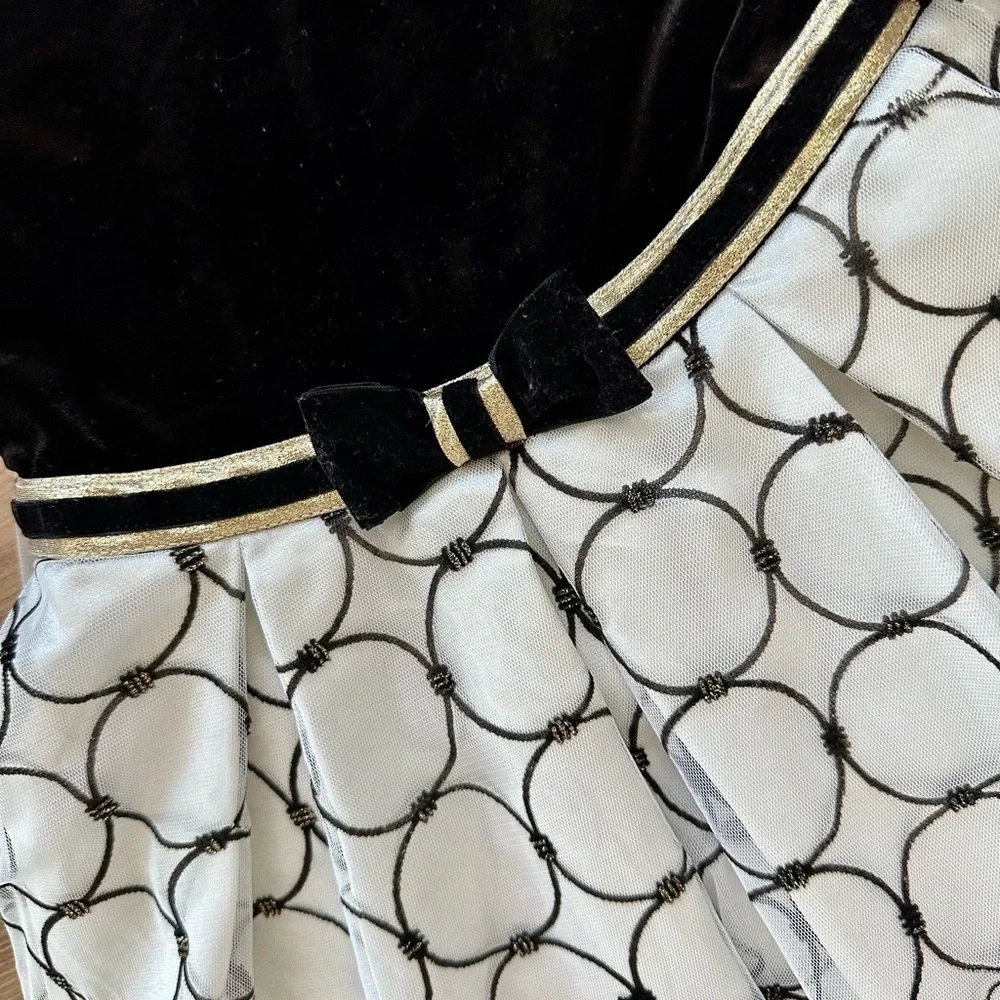 Jona Michelle dress in black and white size 5